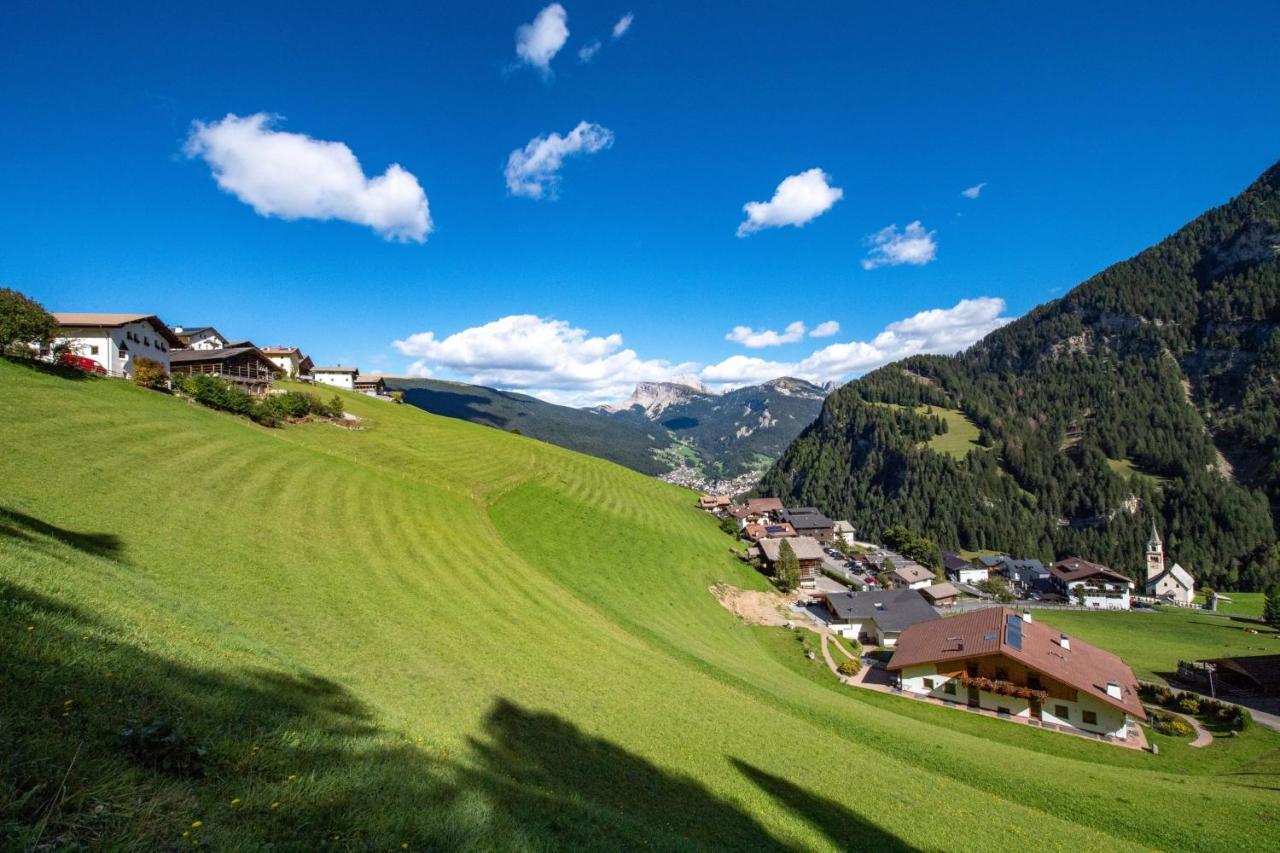 Agriturismo Apartments Tuene St. Ulrich in Gröden Exterior foto