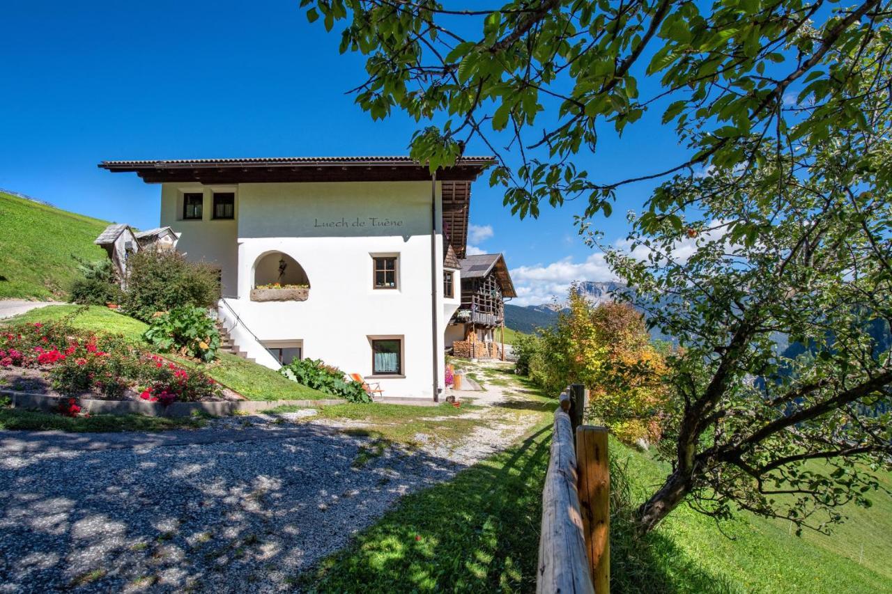 Agriturismo Apartments Tuene St. Ulrich in Gröden Exterior foto