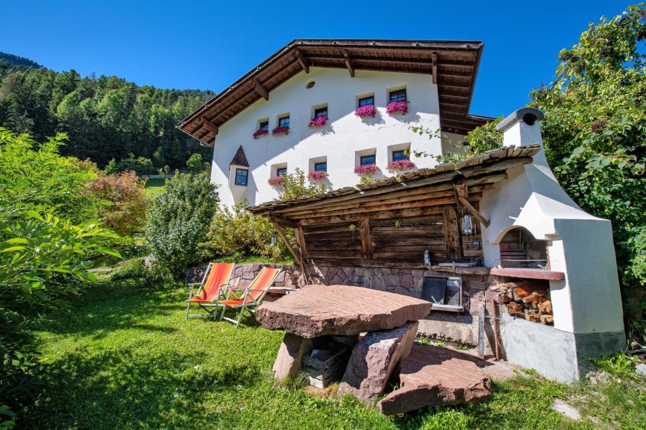 Agriturismo Apartments Tuene St. Ulrich in Gröden Exterior foto