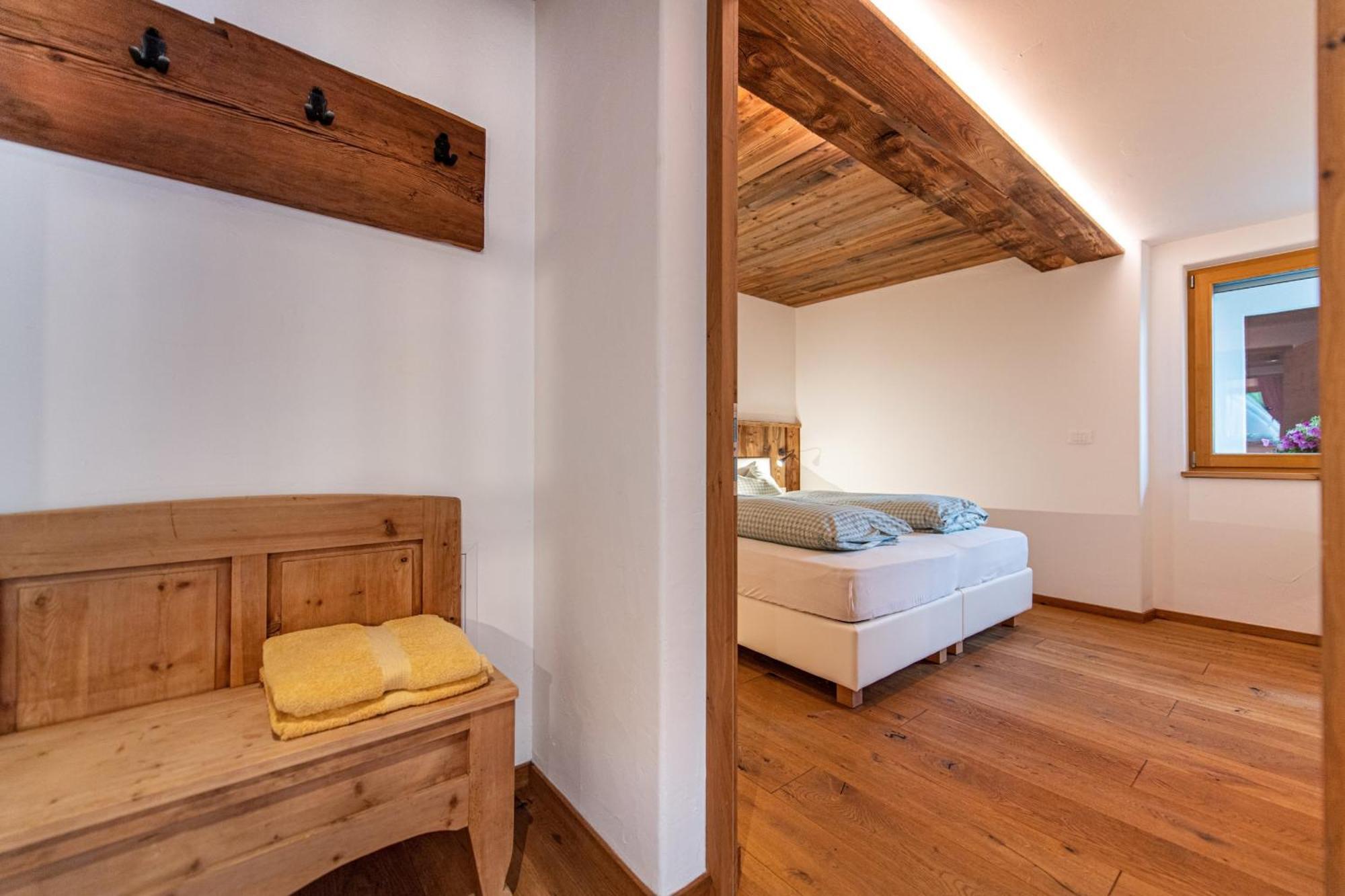 Agriturismo Apartments Tuene St. Ulrich in Gröden Exterior foto
